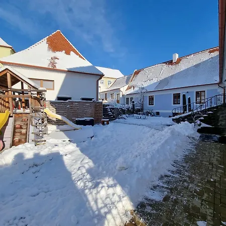 Отель Mlyn Karolinka 3*