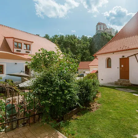 Mlyn Karolinka Hotel